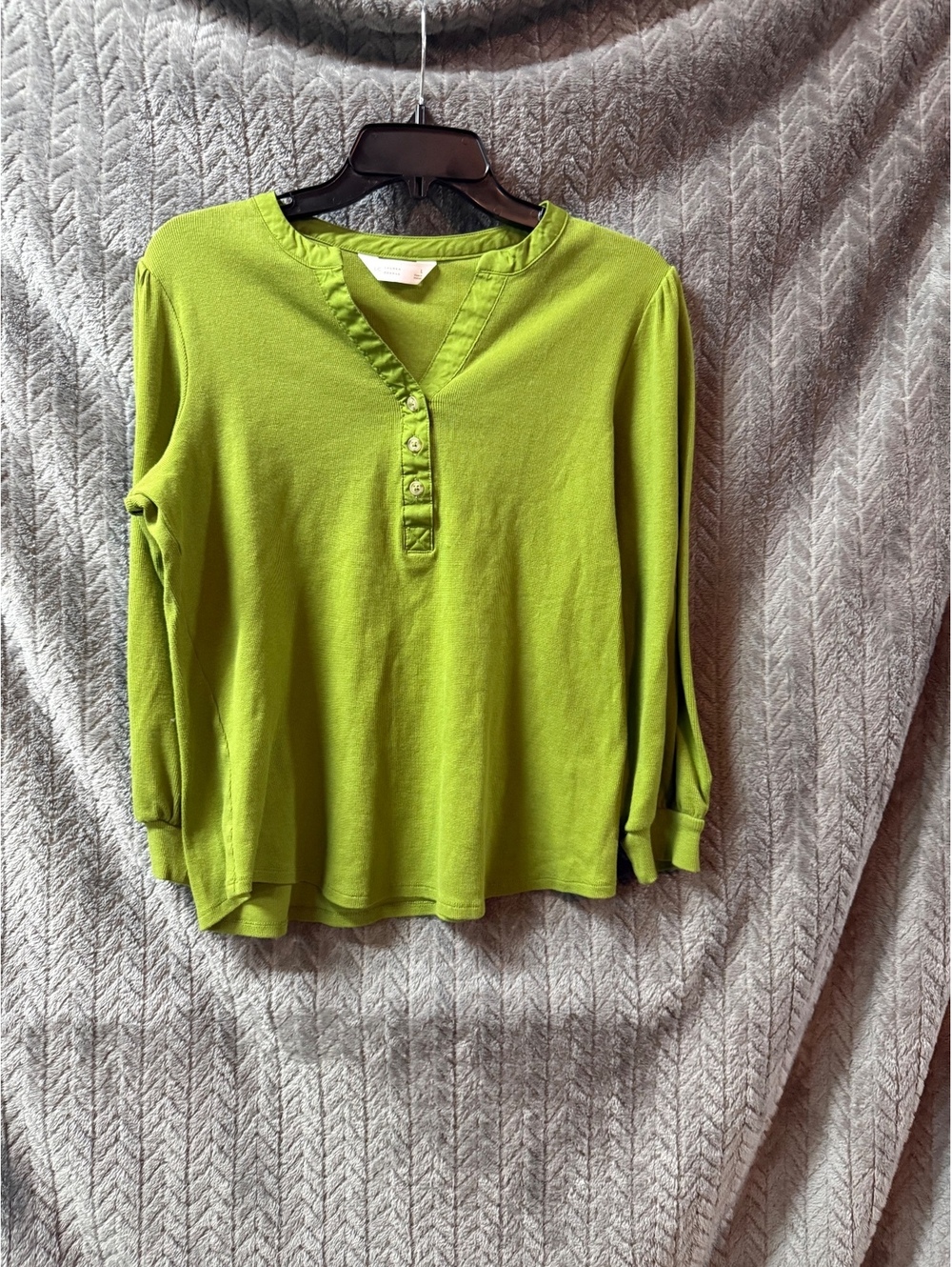 Lauren Conrad Long Sleeve Green Henley Shirt Size Large